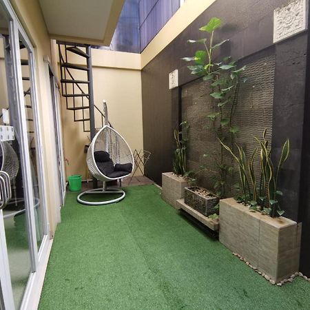 Platinum Setramurni Guest House Bandung 3Br Exteriör bild