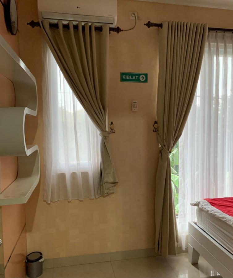 Platinum Setramurni Guest House Bandung 3Br Exteriör bild