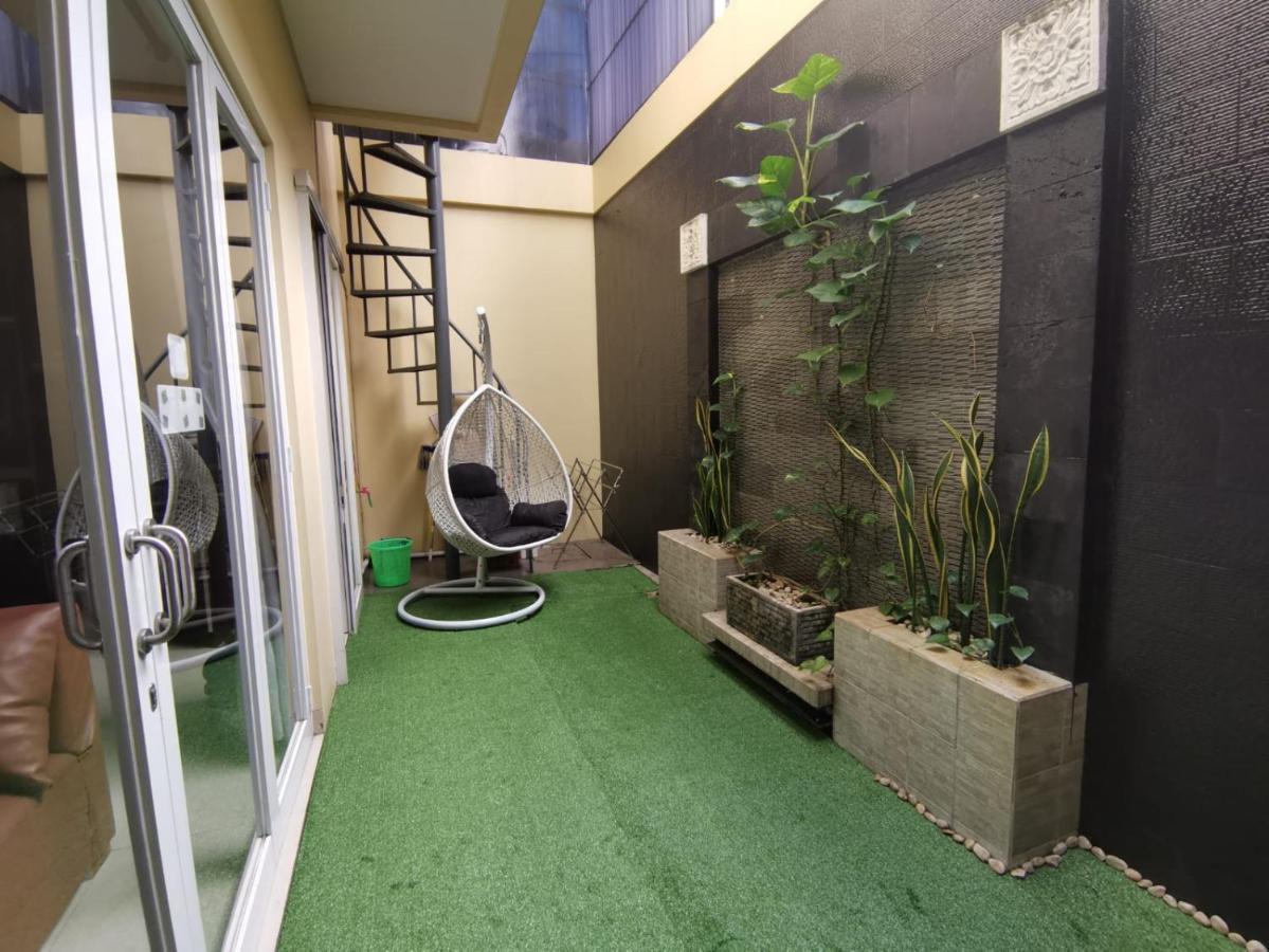 Platinum Setramurni Guest House Bandung 3Br Exteriör bild